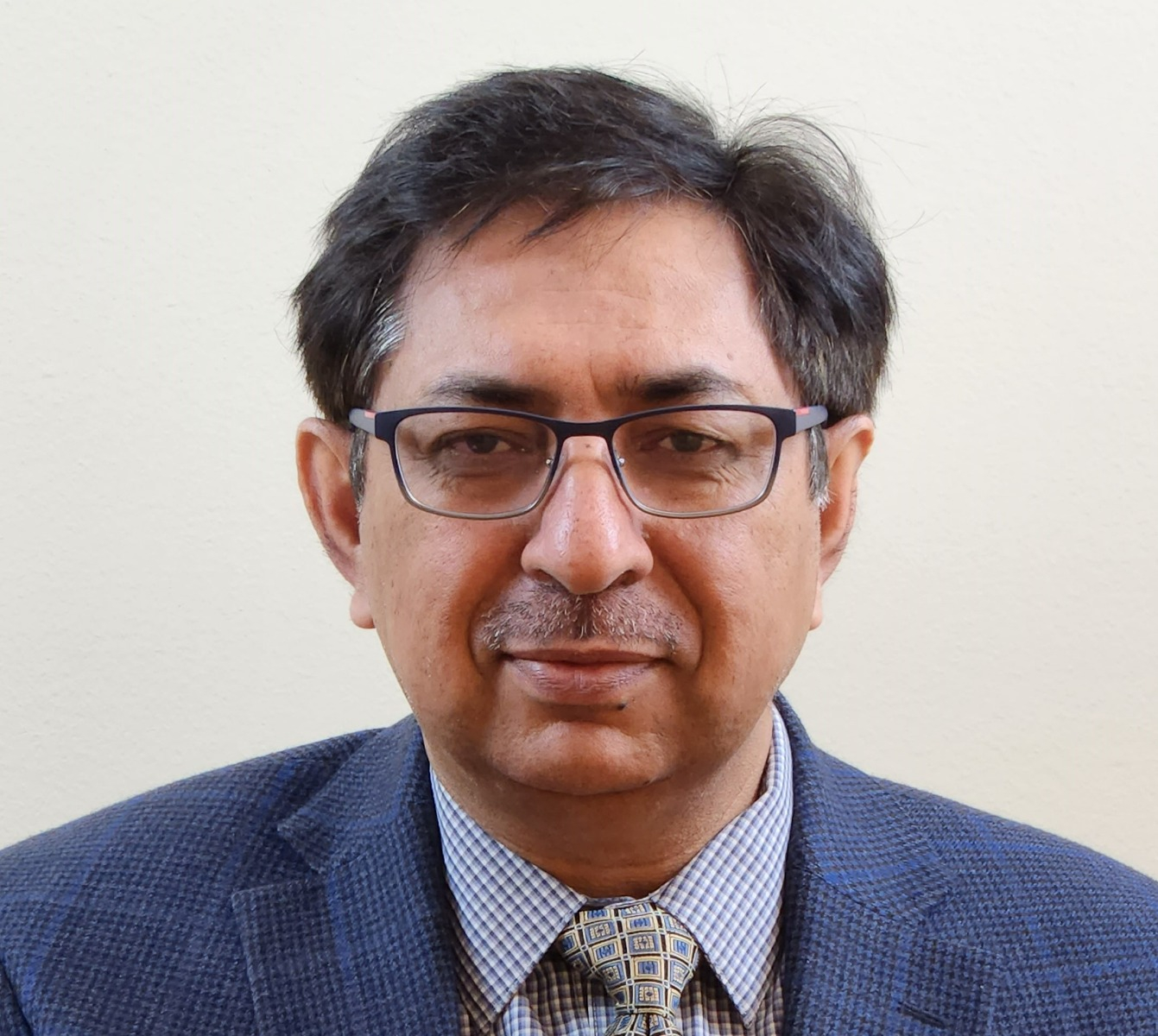 Dr. Arora